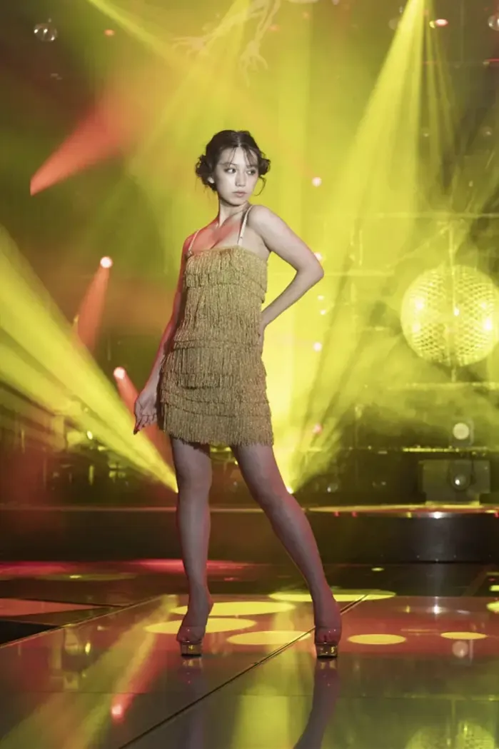 사토 아이리 사진집 「스포트라이트에 비춰져」 Set.02