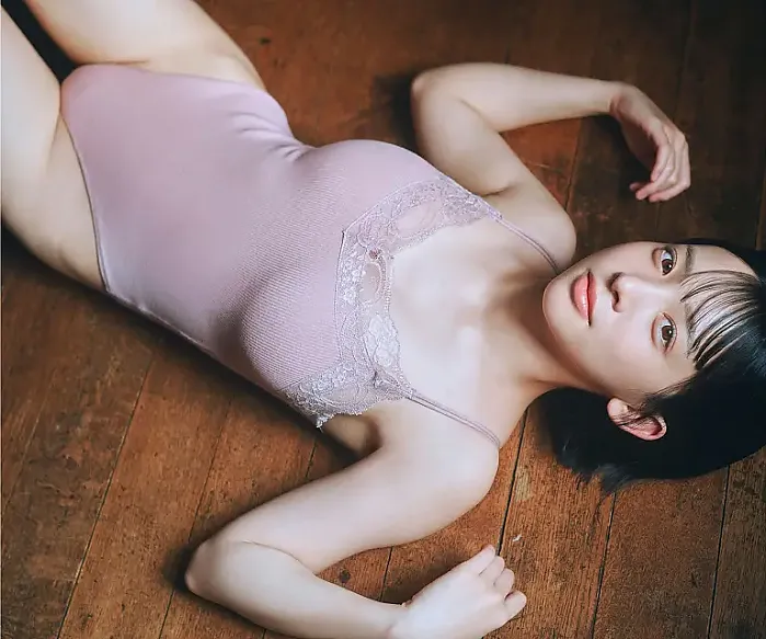 이로하 주간 플레이보이 2025년 50호