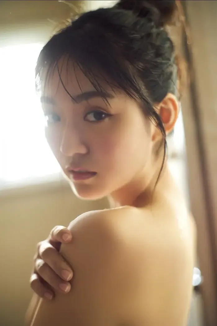 토요다 루나 사진집 「여주인공은 소꿉친구」 Set.01