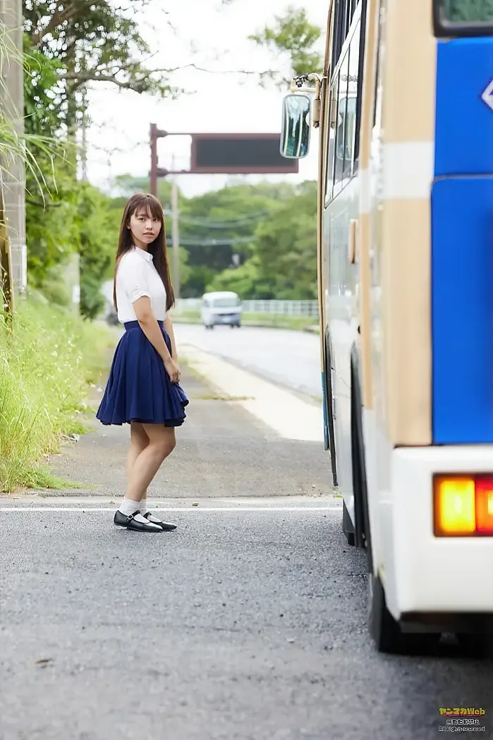 혼고 유즈하 월간 영 매거진 2026년 1호